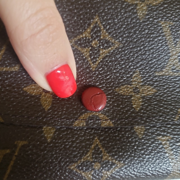 Authentic Pre-owned Louis Vuitton Emilie Long Flap Wallet - Picture 12 of 15